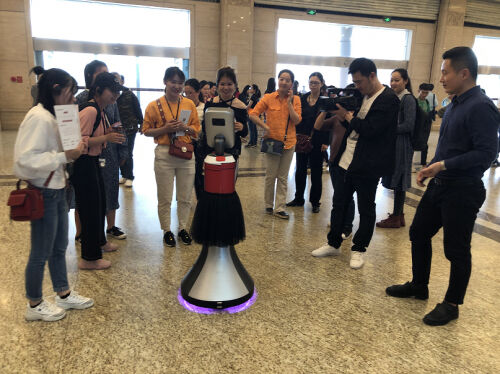 Xinyi Large-scale Intelligent Robot Store: Leading the New Trend of Future Exhibitions(Gambar3) 图片 12.jpg